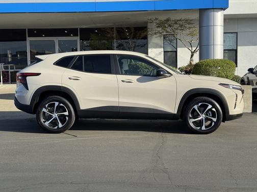 2026 Chevrolet Trax FWD 1RS