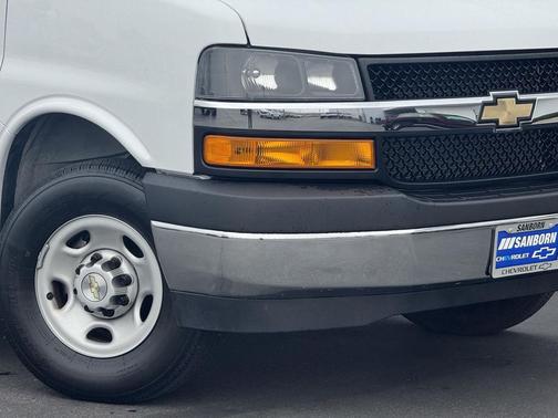 2024 Chevrolet Express 2500 RWD 2500 Regular Wheelbase WT