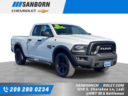 Bright White Clearcoat 2021 RAM 1500 Classic Warlock Quad Cab 4x4 6'4' Box