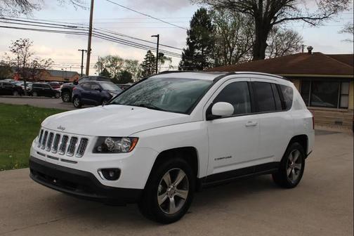 Bright White Clearcoat 2016 Jeep Compass High Altitude