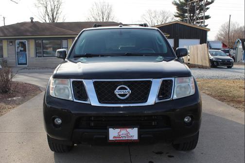2010 Nissan Pathfinder SE