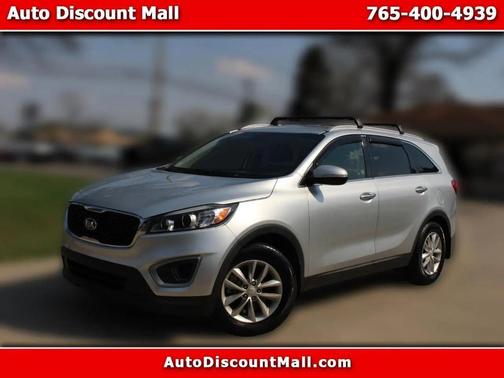 Sparkling Silver 2016 Kia Sorento LX