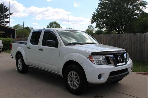 Glacier White 2016 Nissan Frontier SV