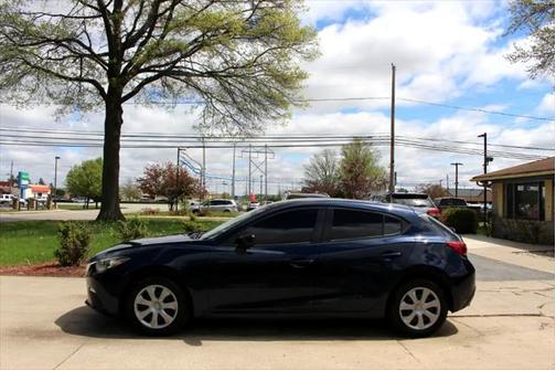 2016 Mazda Mazda3 i Sport