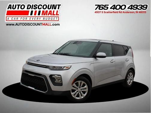 Sparkling Silver 2021 Kia Soul LX