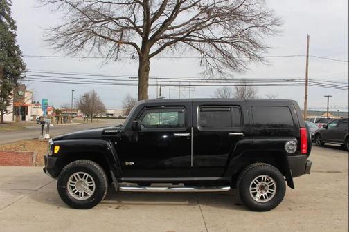 2008 Hummer H3 Base