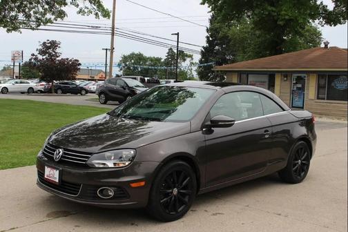 BROWM 2015 Volkswagen Eos Komfort Edition