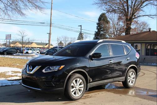 2016 Nissan Rogue SV