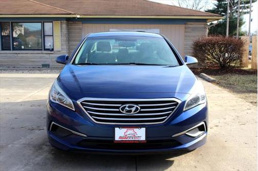 2016 Hyundai SONATA SE