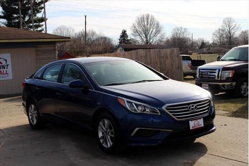 2016 Hyundai SONATA SE