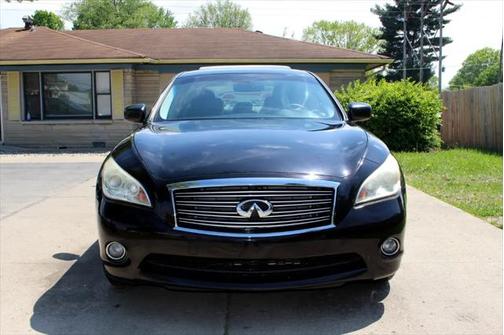 2011 INFINITI M37x Base