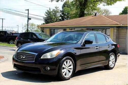 2011 INFINITI M37x Base