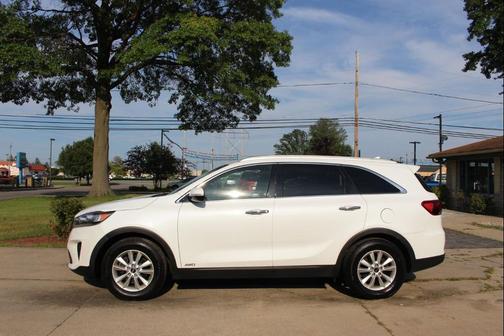 2019 Kia Sorento LX