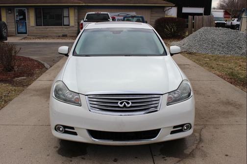 2008 INFINITI M35x Base