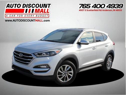 Molten Silver 2017 Hyundai TUCSON SE