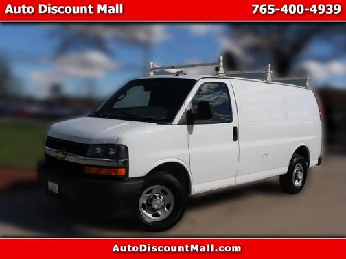 Summit White 2018 Chevrolet Express 2500 Work Van