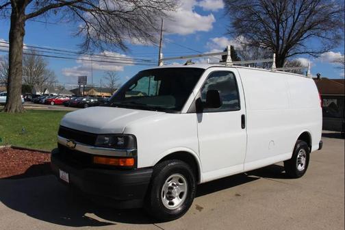 Summit White 2018 Chevrolet Express 2500 Work Van