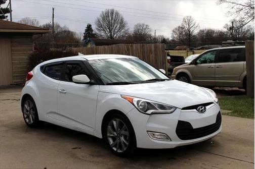 2017 Hyundai Veloster Base