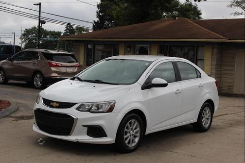 2017 Chevrolet Sonic LT