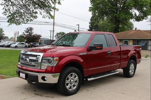 RED 2014 Ford F-150 XLT