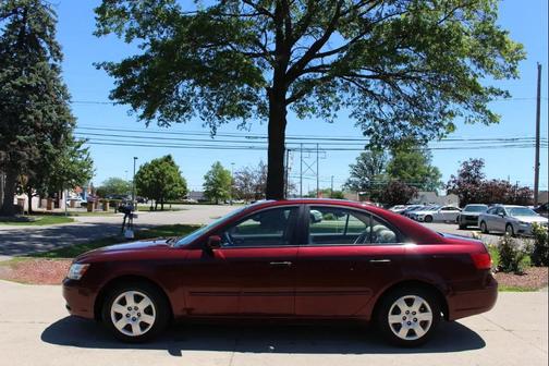 MAROON 2010 Hyundai SONATA GLS