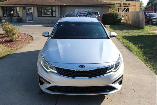 2019 Kia Optima LX