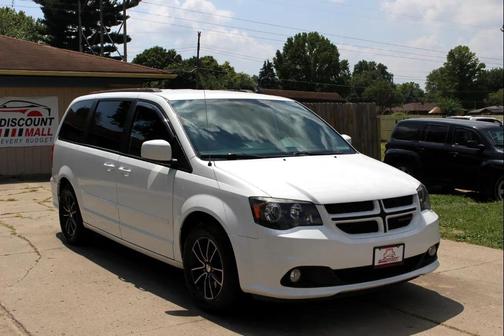 2016 Dodge Grand Caravan R/T