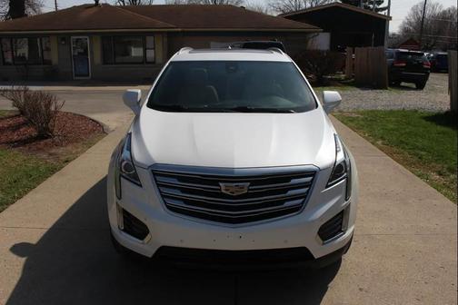 Crystal White Tricoat 2018 Cadillac XT5 Luxury