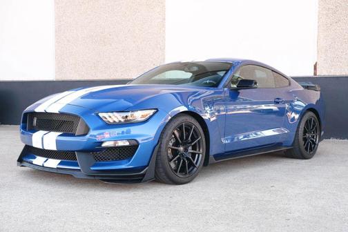 2017 Ford Shelby GT350 Base