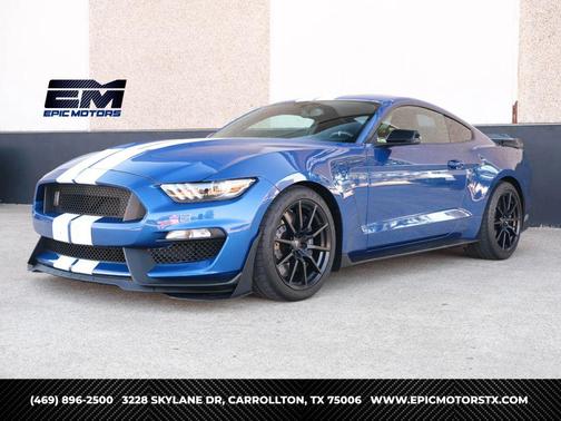 2017 Ford Shelby GT350 Base