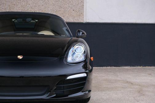 2016 Porsche Boxster Roadster 2D