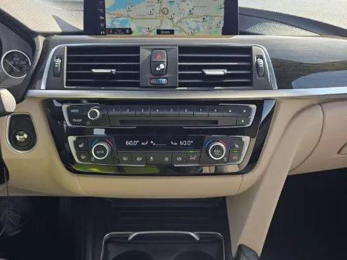 2018 BMW 330e iPerformance