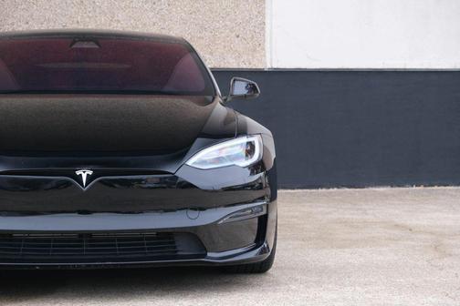 2021 Tesla Model S Plaid