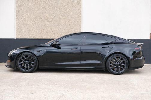 2022 Tesla Model S Plaid