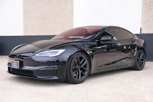2022 Tesla Model S Plaid