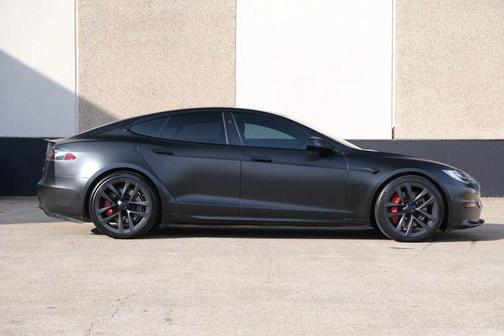 2021 Tesla Model S Plaid