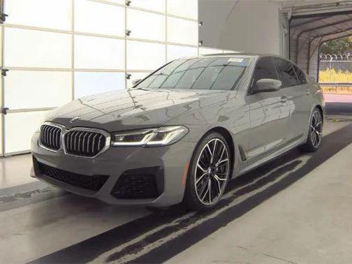 2022 BMW 530 i