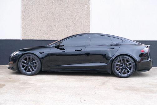 2021 Tesla Model S Plaid