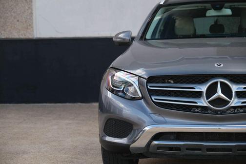 2018 Mercedes-Benz GLC 300 Base