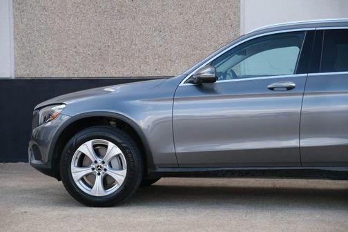 2018 Mercedes-Benz GLC 300 Base