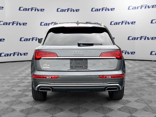 2022 Audi Q5 45 S line Premium Plus