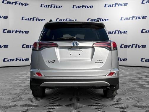 2017 Toyota RAV4 Hybrid XLE
