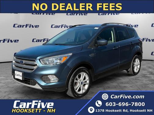 Blue Metallic 2018 Ford Escape SE