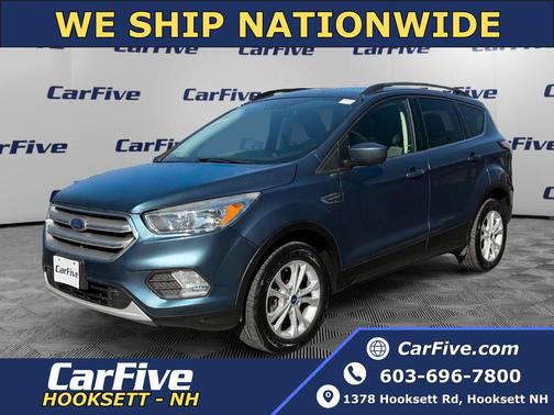 Blue Metallic 2018 Ford Escape SE