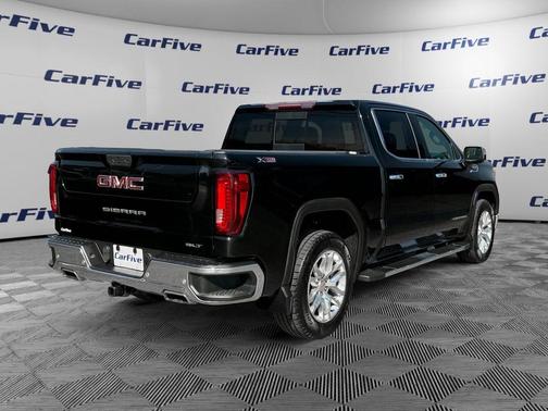 Onyx Black 2022 GMC Sierra 1500 SLT