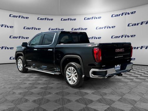 Onyx Black 2022 GMC Sierra 1500 SLT