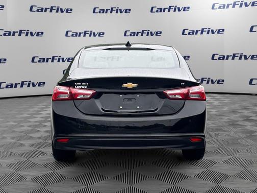 2022 Chevrolet Malibu FWD LT
