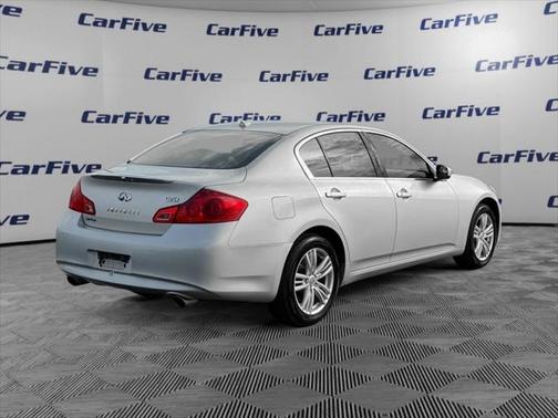 2011 INFINITI G25x Base