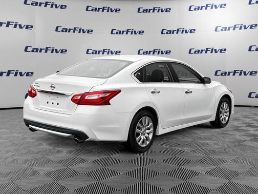 Glacier White 2017 Nissan Altima 2.5 S