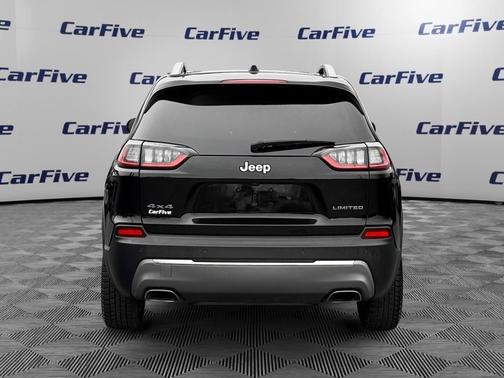 Diamond Black Crystal Pearlcoat 2020 Jeep Cherokee Limited